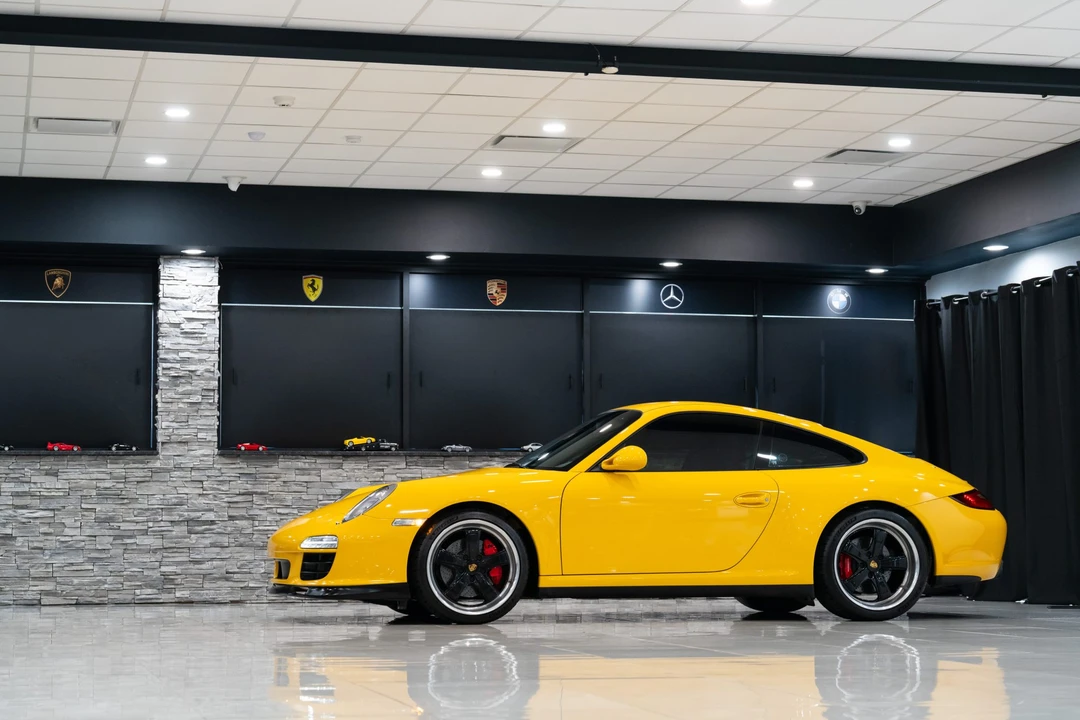 2010 Porsche 997 Carrera 4S - Image 17 of 31