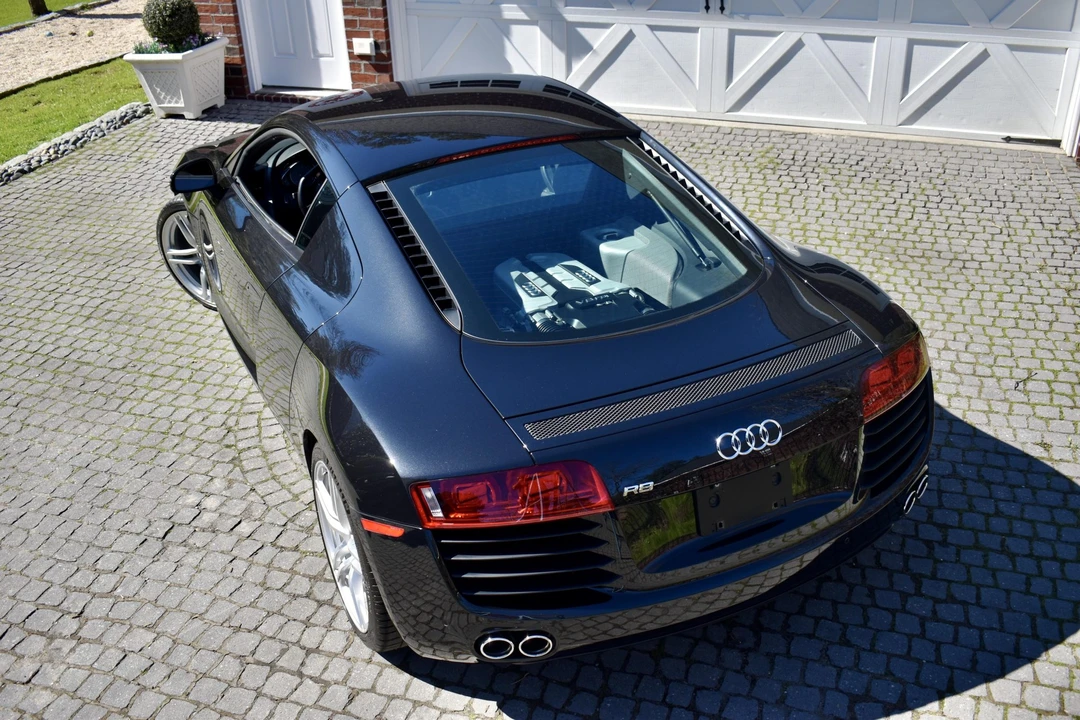 2011 Audi 42 R8 - Image 25 of 31