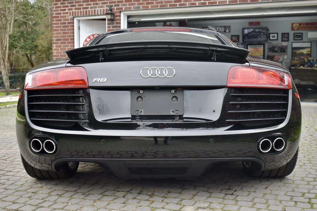 2011 Audi 42 R8 - Image 31 of 31