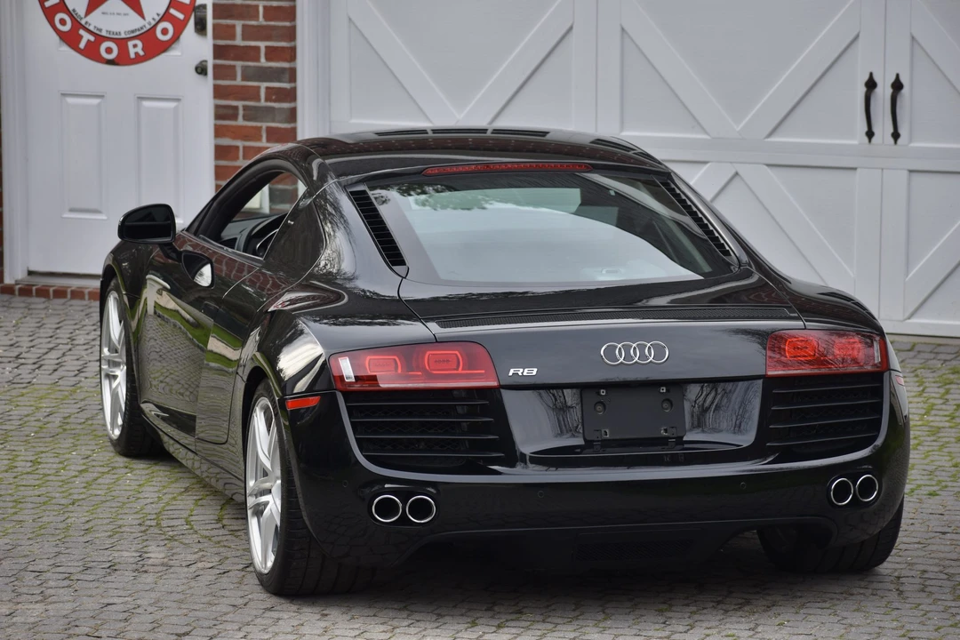 2011 Audi 42 R8 - Image 29 of 31