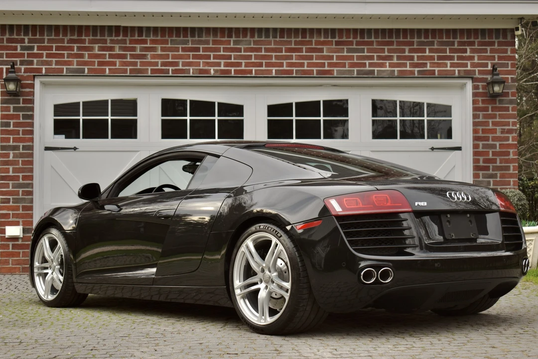 2011 Audi 42 R8 - Image 19 of 31