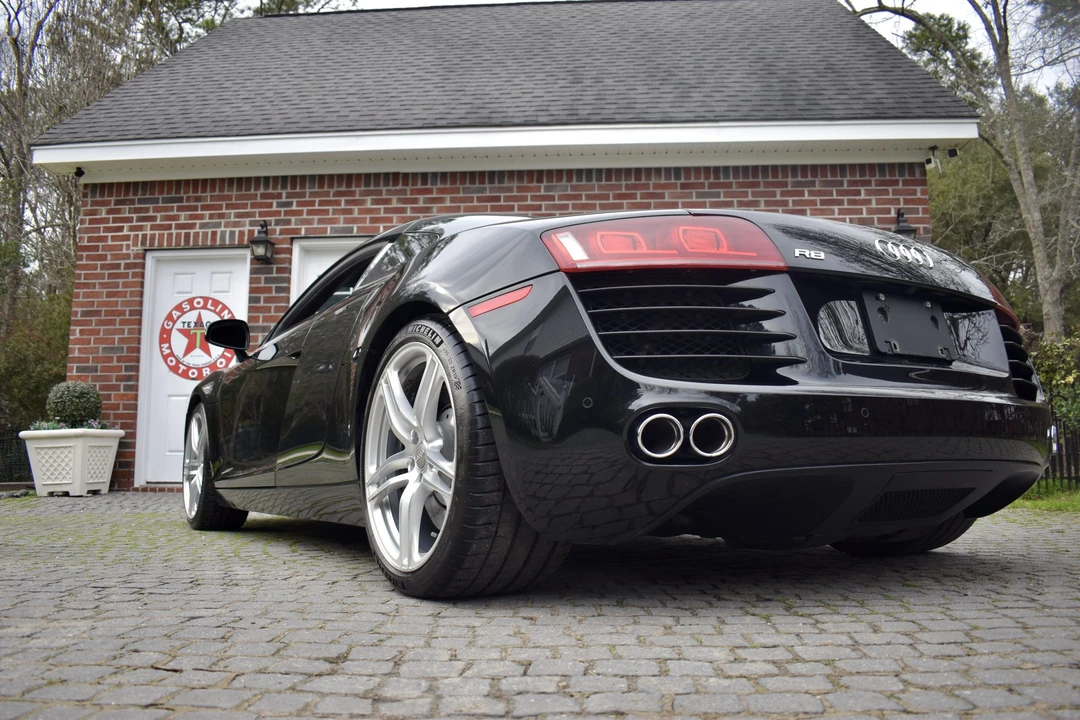 2011 Audi 42 R8 - Image 26 of 31