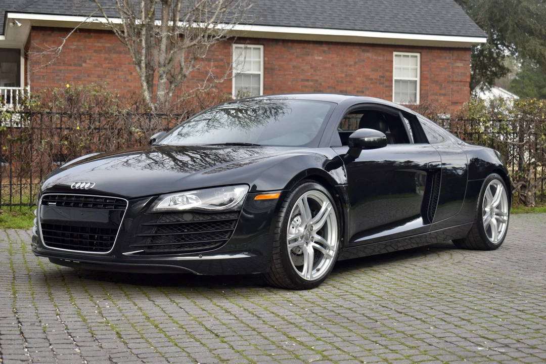 2011 Audi 42 R8 - Image 8 of 31