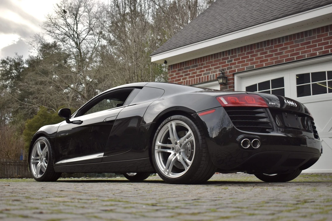 2011 Audi 42 R8 - Image 20 of 31