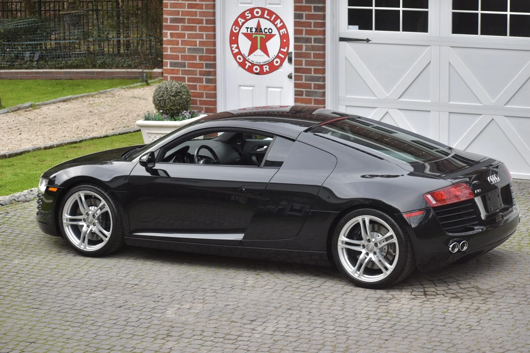 2011 Audi 42 R8 - Image 15 of 31