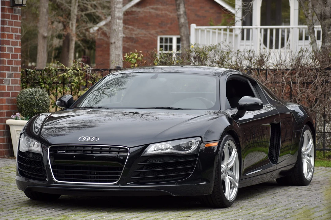 2011 Audi 42 R8 - Image 2 of 31