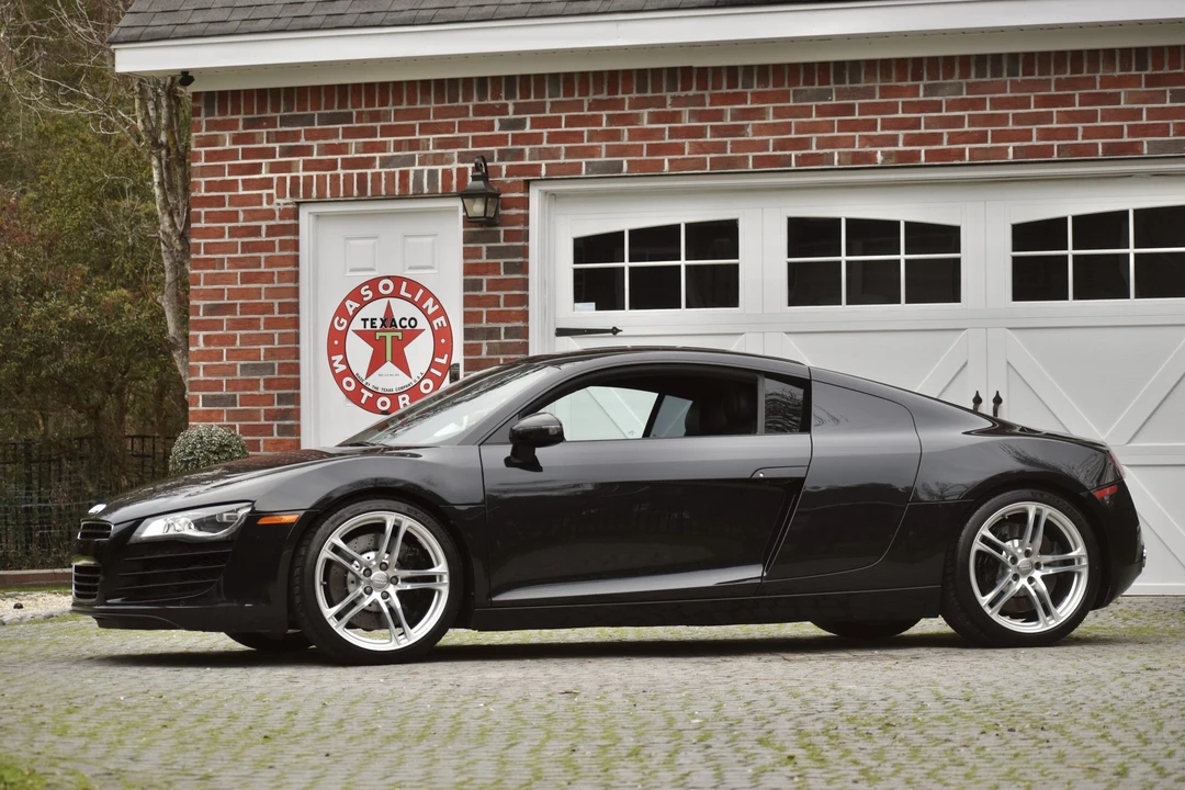 2011 Audi 42 R8 - Image 13 of 31
