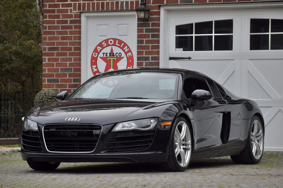2011 Audi 42 R8 - Image 5 of 31