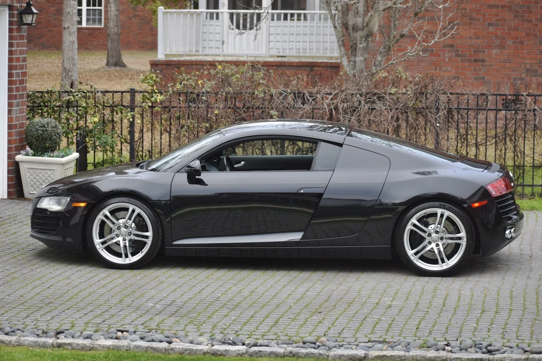 2011 Audi 42 R8 - Image 14 of 31