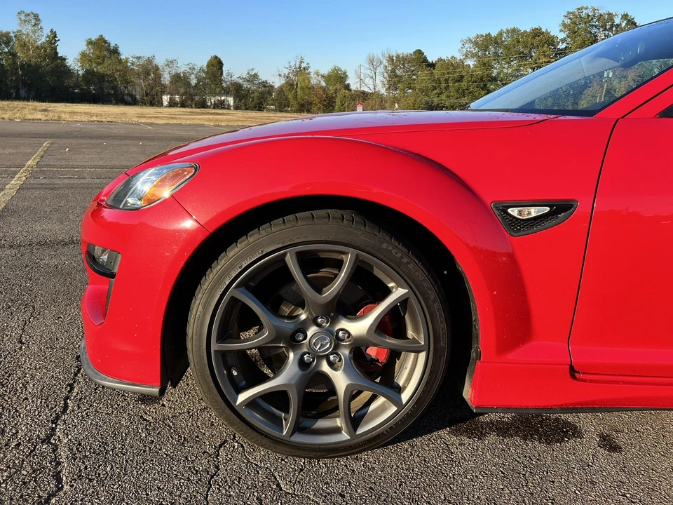 2011 Mazda RX-8 2nd Gen - Image 28 of 31
