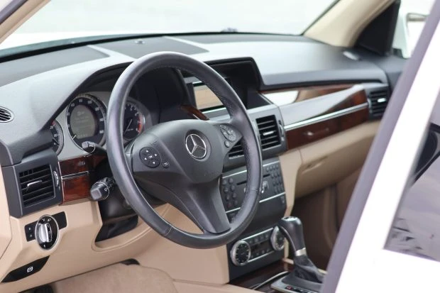 2011 Mercedes-Benz GLK-Class - Image 5 of 7