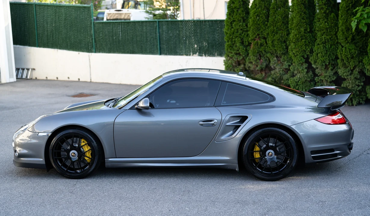 2011 Porsche 997 Turbo S - Image 8 of 31