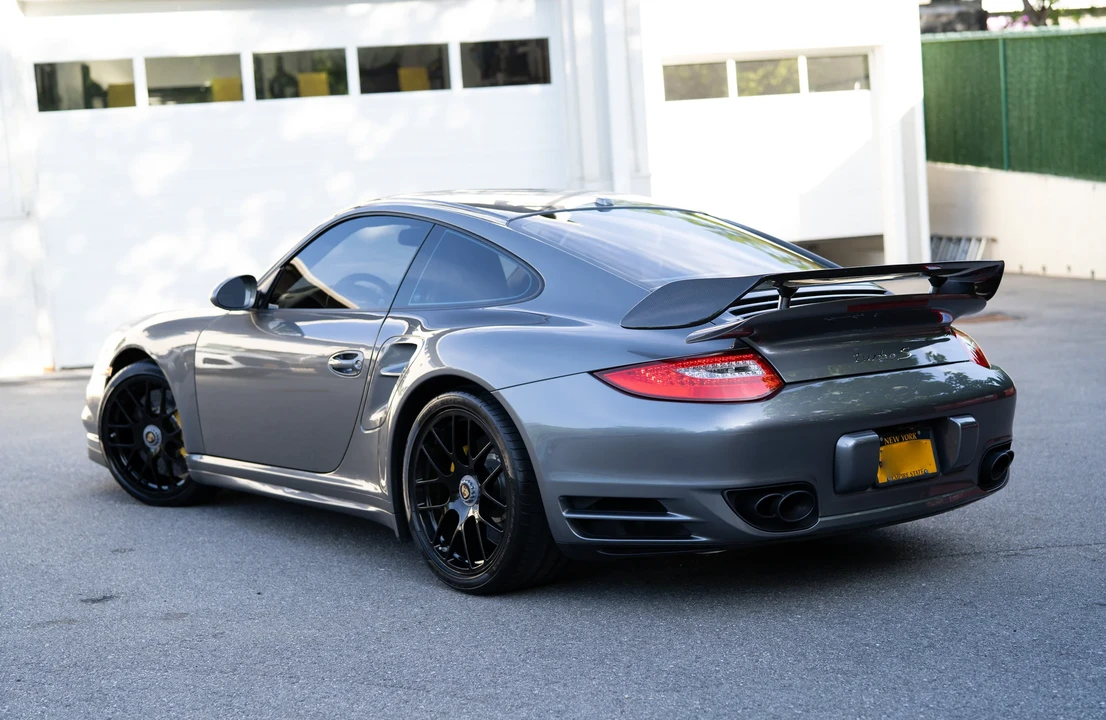 2011 Porsche 997 Turbo S - Image 14 of 31