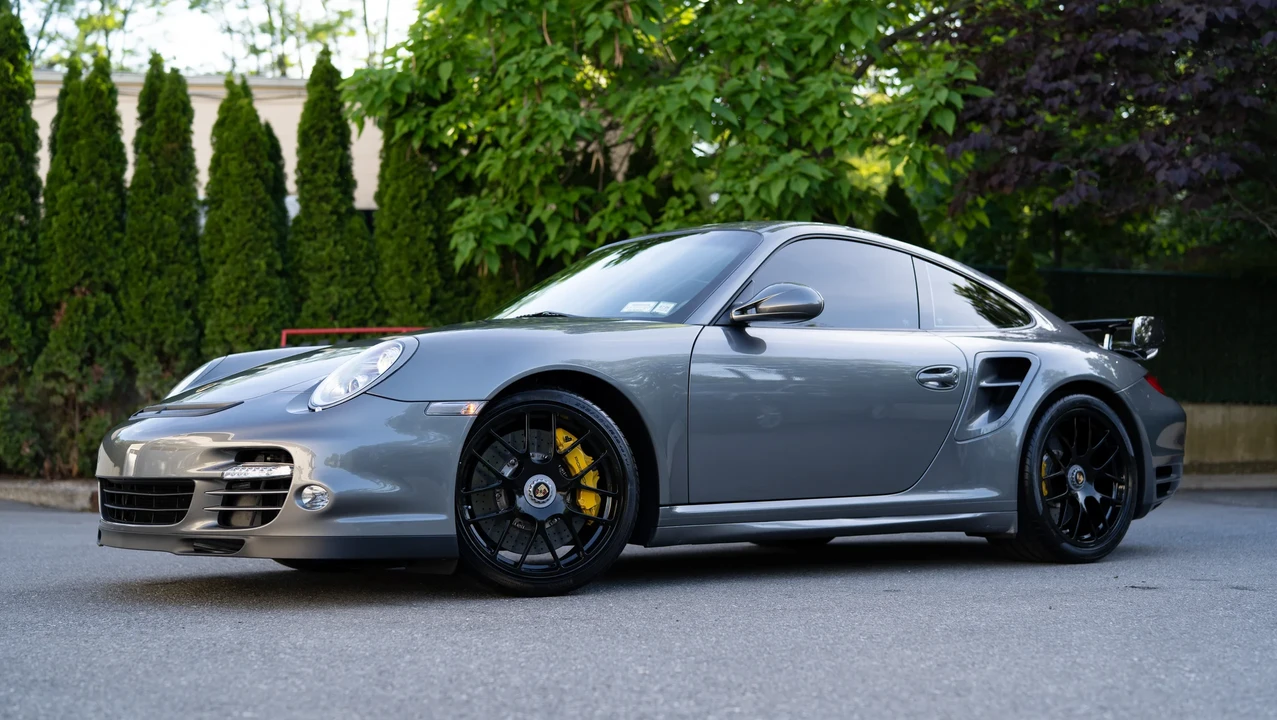 2011 Porsche 997 Turbo S - Image 6 of 31