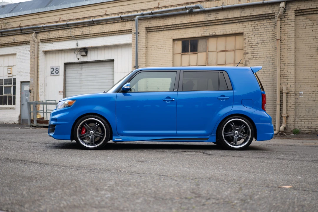 2011 Scion xB - Image 7 of 31