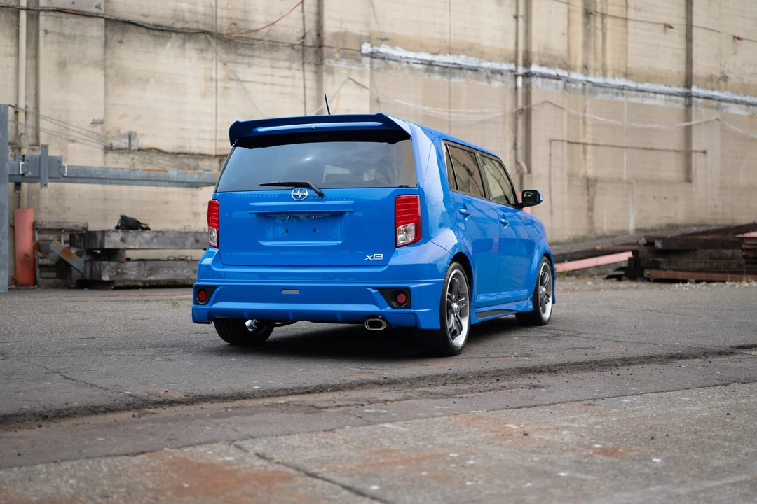 2011 Scion xB - Image 19 of 31