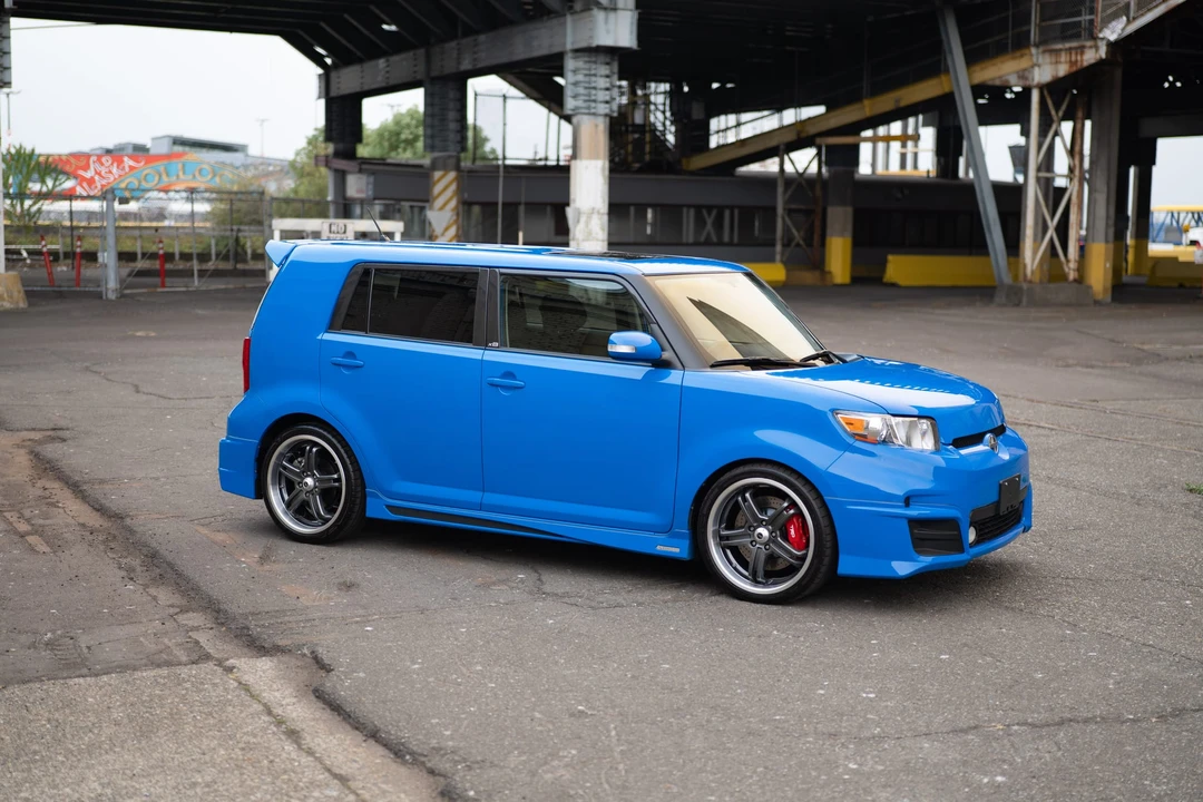 2011 Scion xB - Image 28 of 31