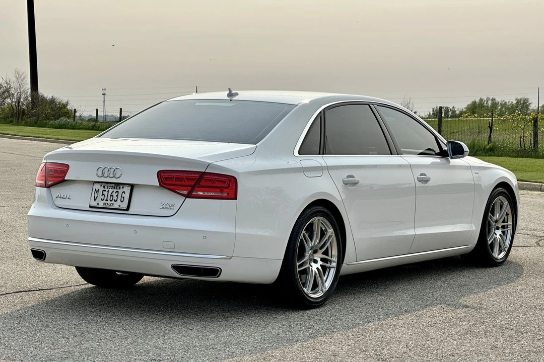 2012 Audi D4 A8 - Image 7 of 31