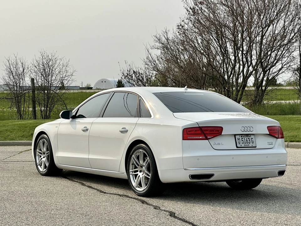 2012 Audi D4 A8 - Image 10 of 31