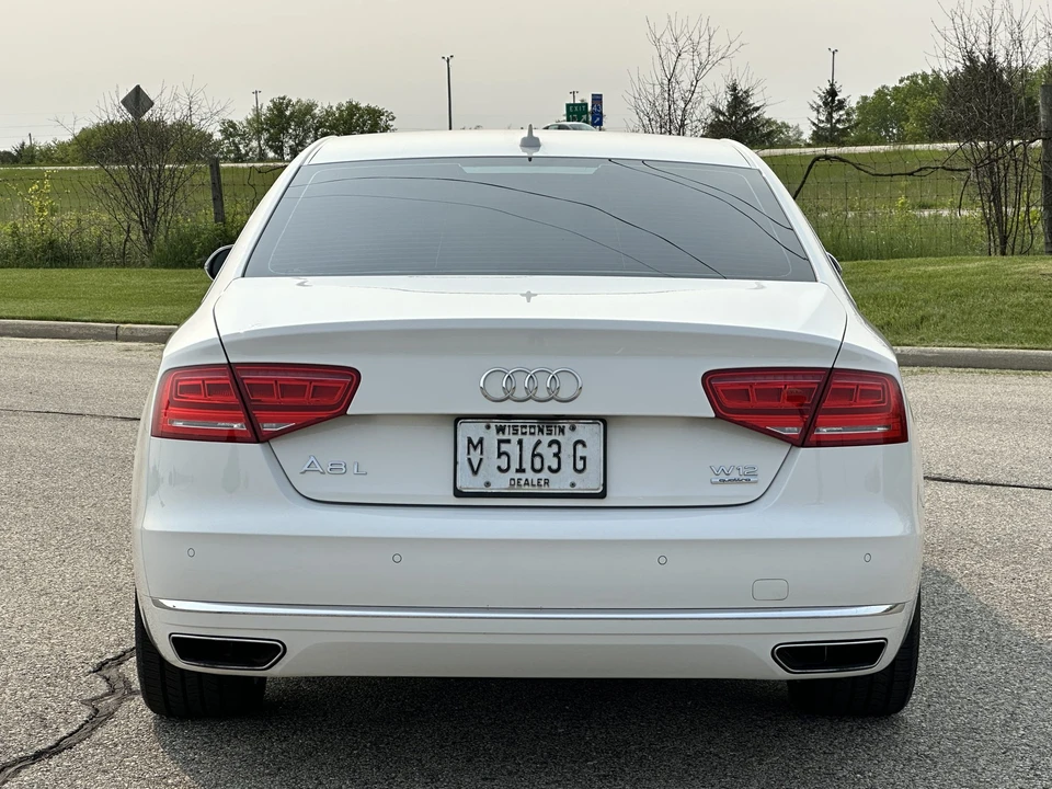 2012 Audi D4 A8 - Image 8 of 31