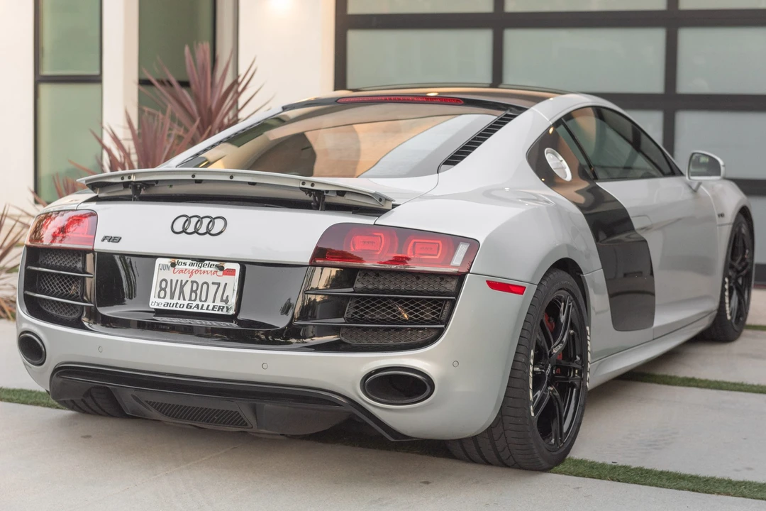 2012 Audi 42 R8 - Image 8 of 31