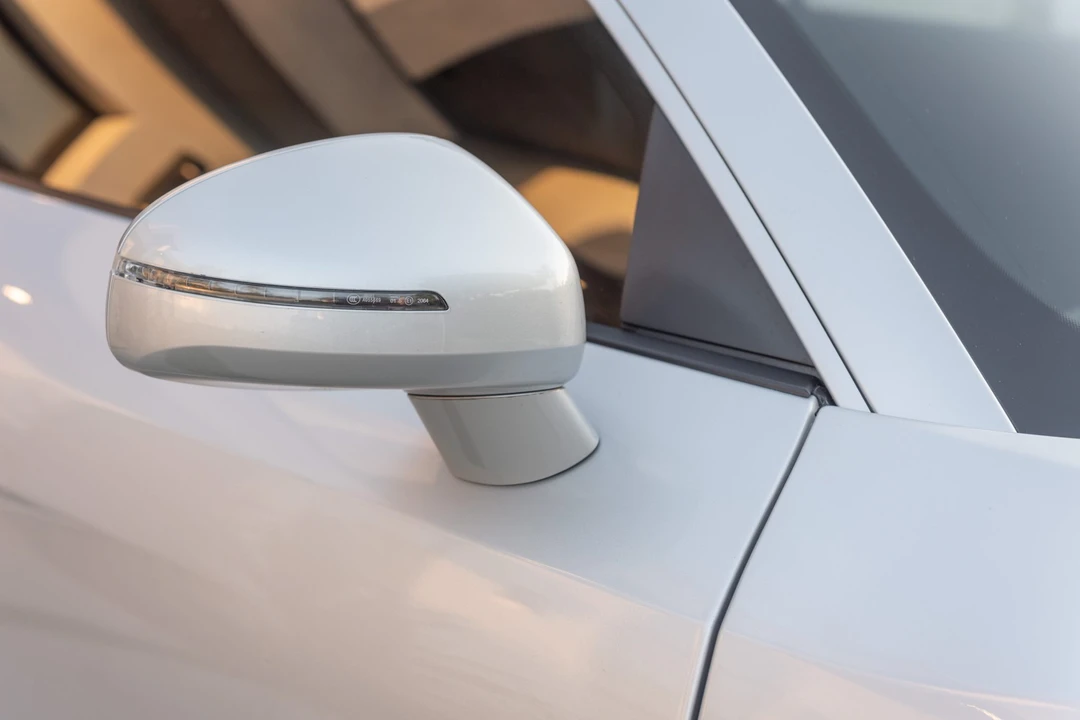 2012 Audi 42 R8 - Image 18 of 31