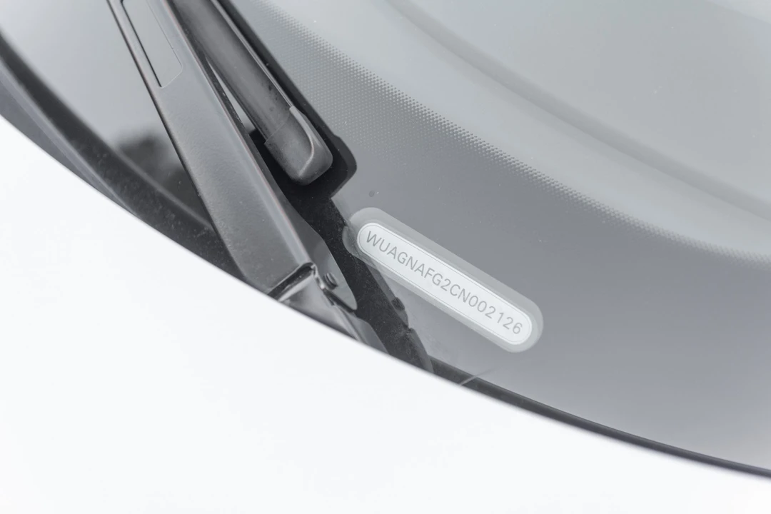 2012 Audi 42 R8 - Image 23 of 31