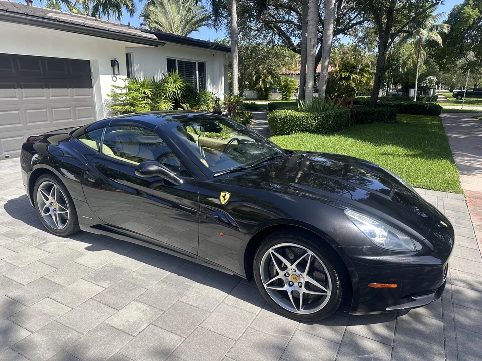 2012 Ferrari California - Image 4 of 31