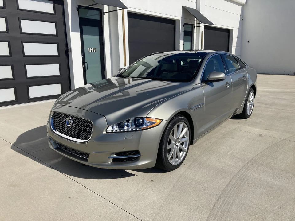 2012 Jaguar X351 XJ - Image 2 of 31