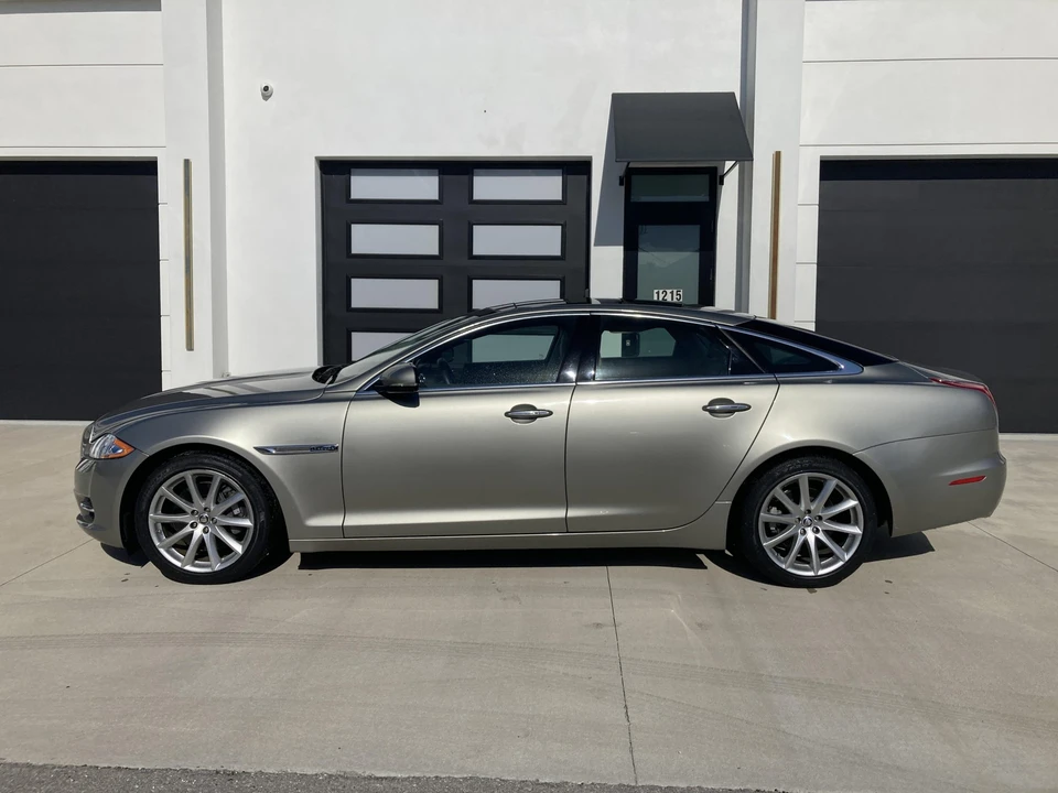 2012 Jaguar X351 XJ - Image 3 of 31
