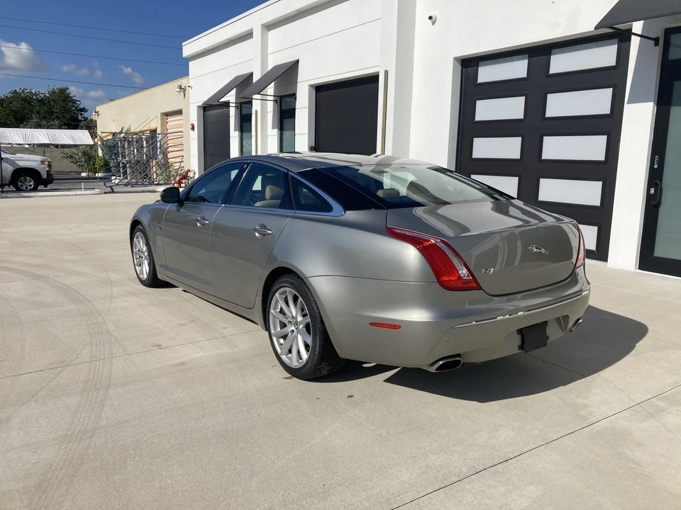 2012 Jaguar X351 XJ - Image 4 of 31