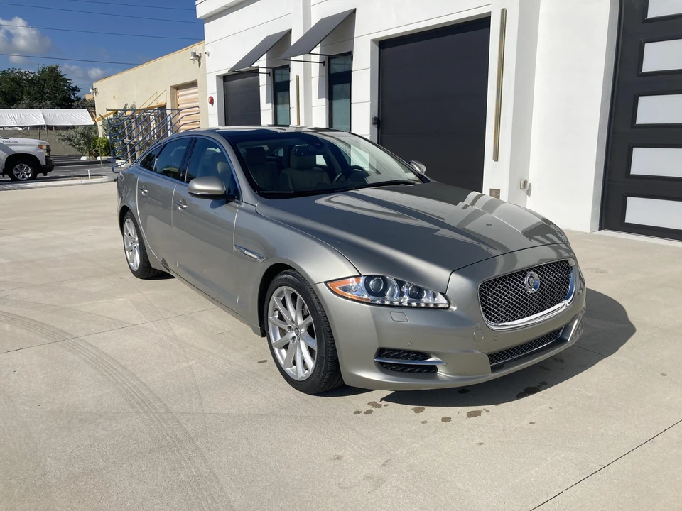 2012 Jaguar X351 XJ - Image 8 of 31