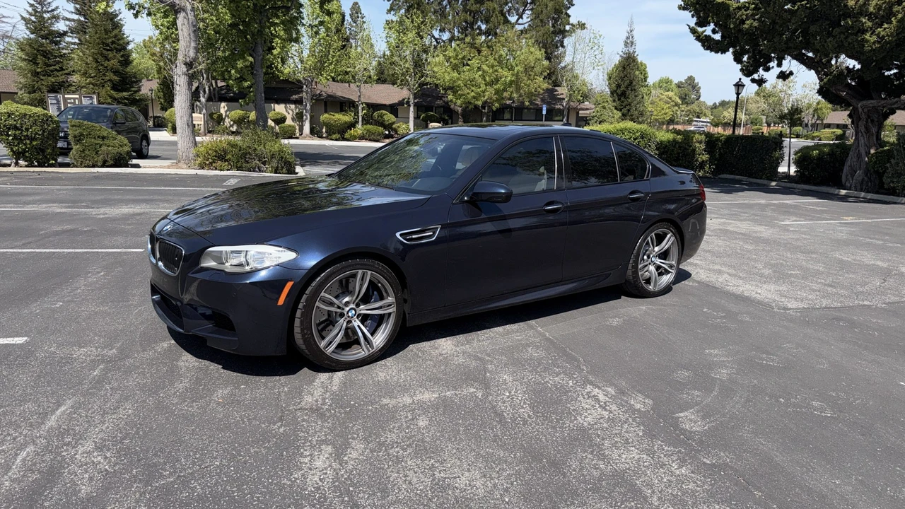 2013 BMW F10 M5 - Image 2 of 21