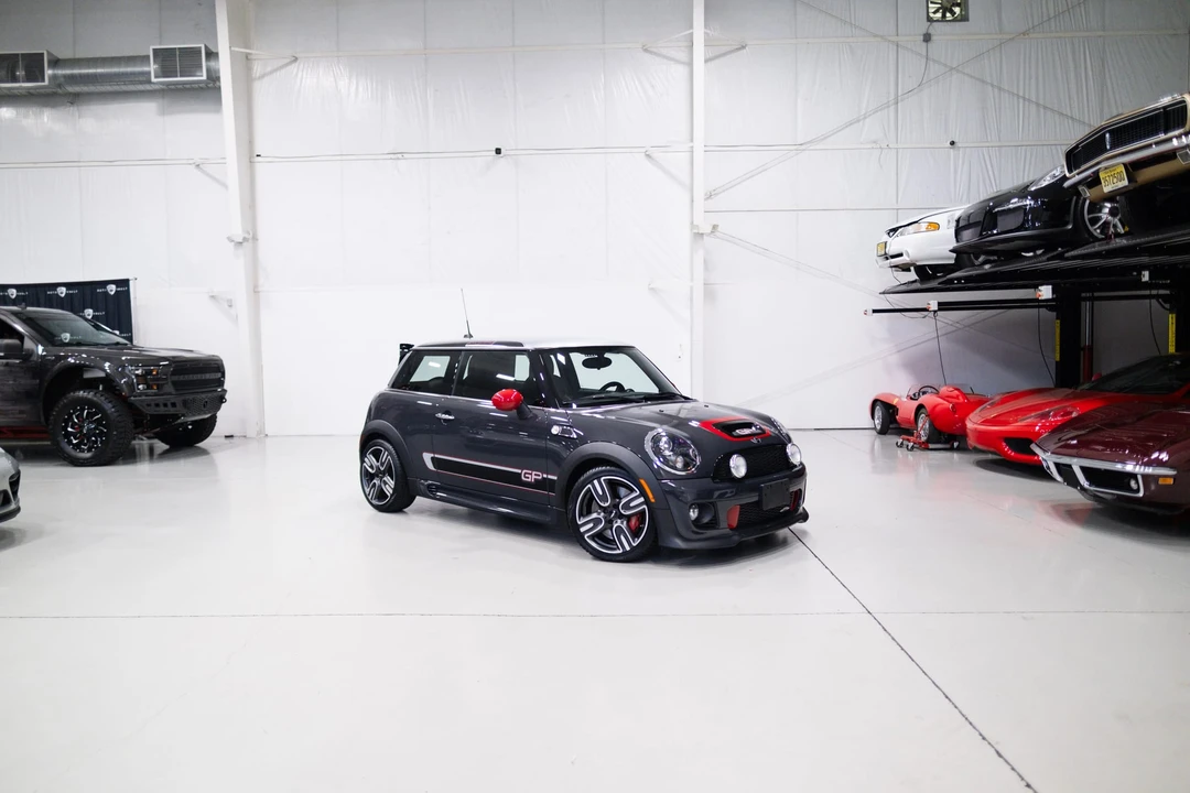 2013 Mini Coupe & Roadster - Image 10 of 31