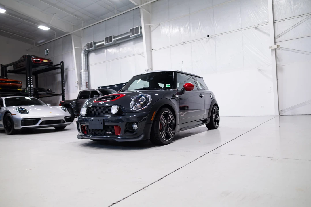 2013 Mini Coupe & Roadster - Image 3 of 31