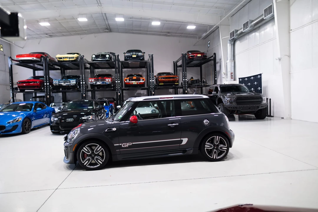 2013 Mini Coupe & Roadster - Image 30 of 31