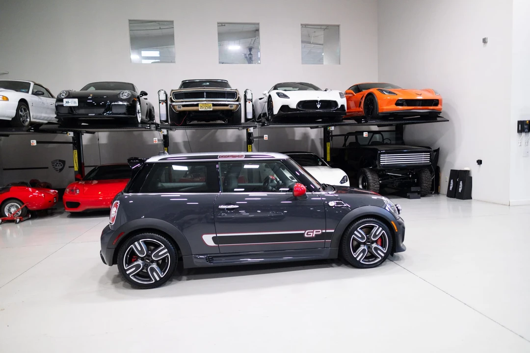 2013 Mini Coupe & Roadster - Image 14 of 31