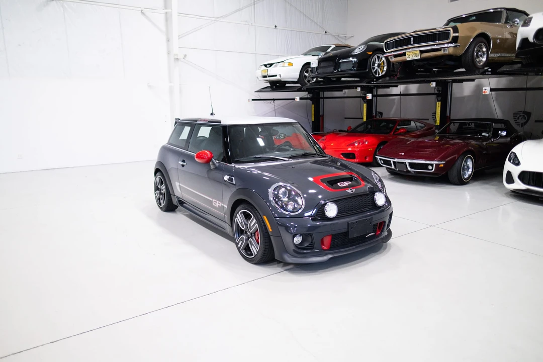 2013 Mini Coupe & Roadster - Image 9 of 31