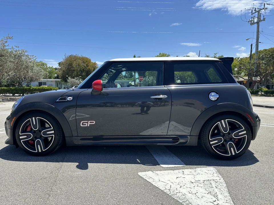 2013 Mini Mini John Cooper Works 2nd Gen - Image 4 of 31