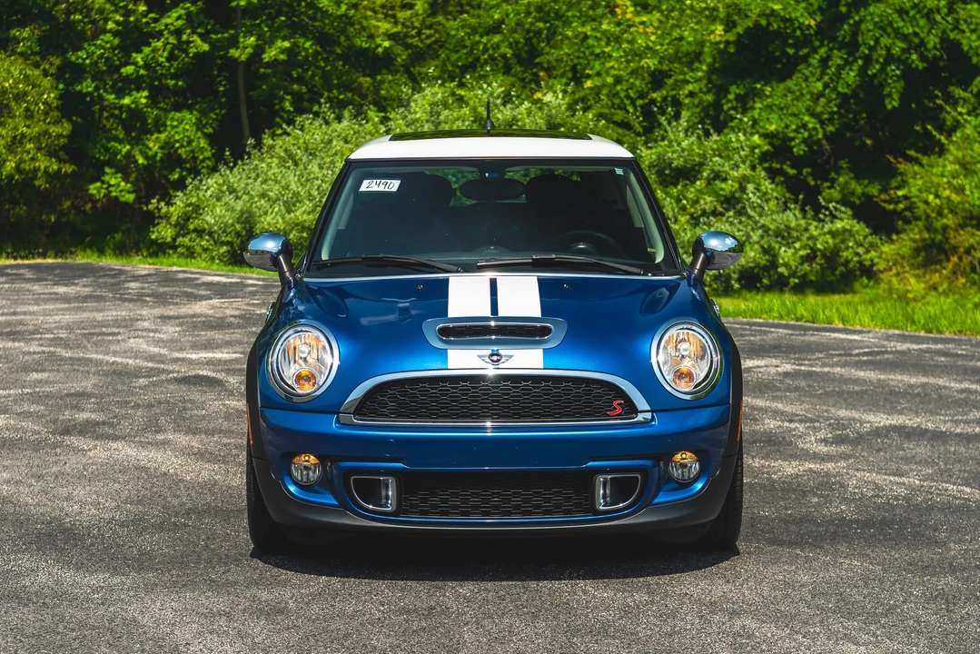2013 Mini Mini 2nd Gen - Image 10 of 31