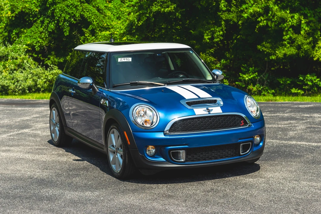 2013 Mini Mini 2nd Gen - Image 12 of 31