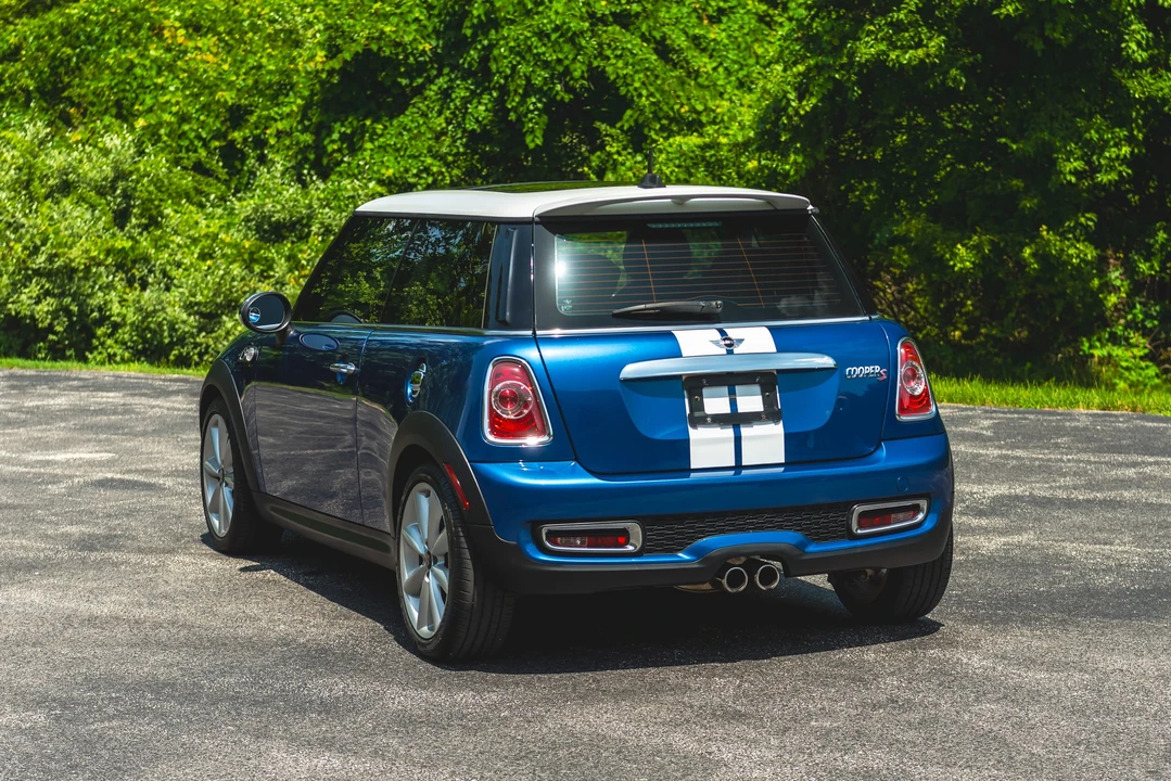 2013 Mini Mini 2nd Gen - Image 23 of 31