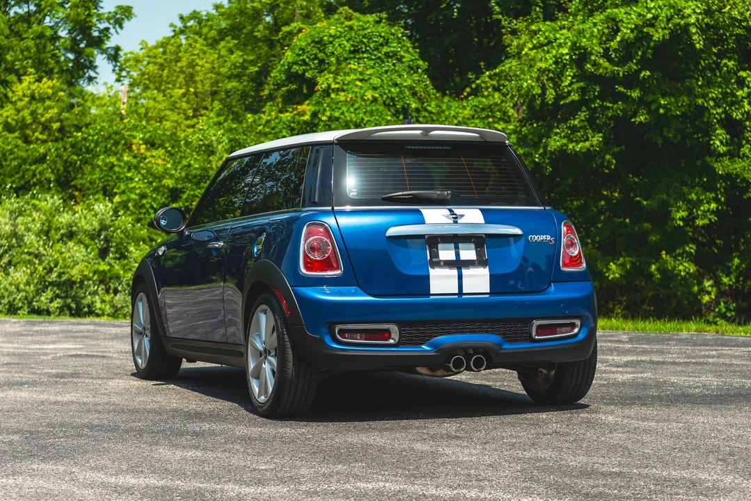 2013 Mini Mini 2nd Gen - Image 24 of 31