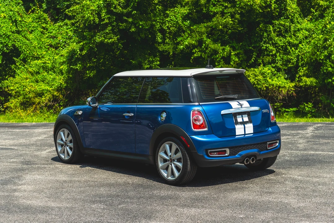 2013 Mini Mini 2nd Gen - Image 27 of 31