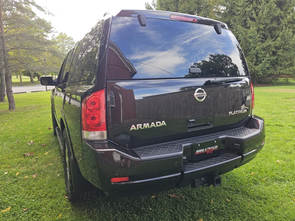2013 Nissan Armada - Image 29 of 31