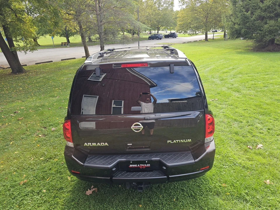 2013 Nissan Armada - Image 28 of 31