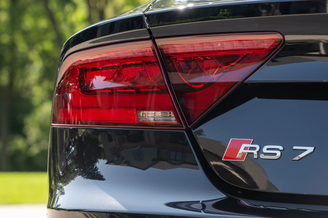 2015 Audi C7 RS7 - Image 17 of 31