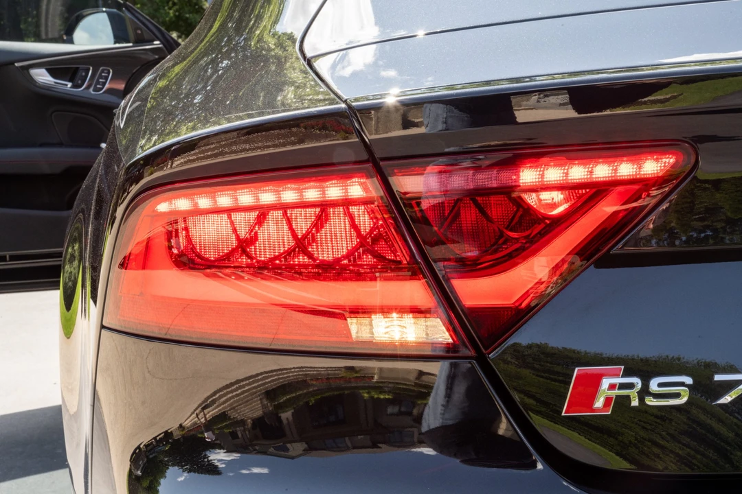 2015 Audi C7 RS7 - Image 15 of 31