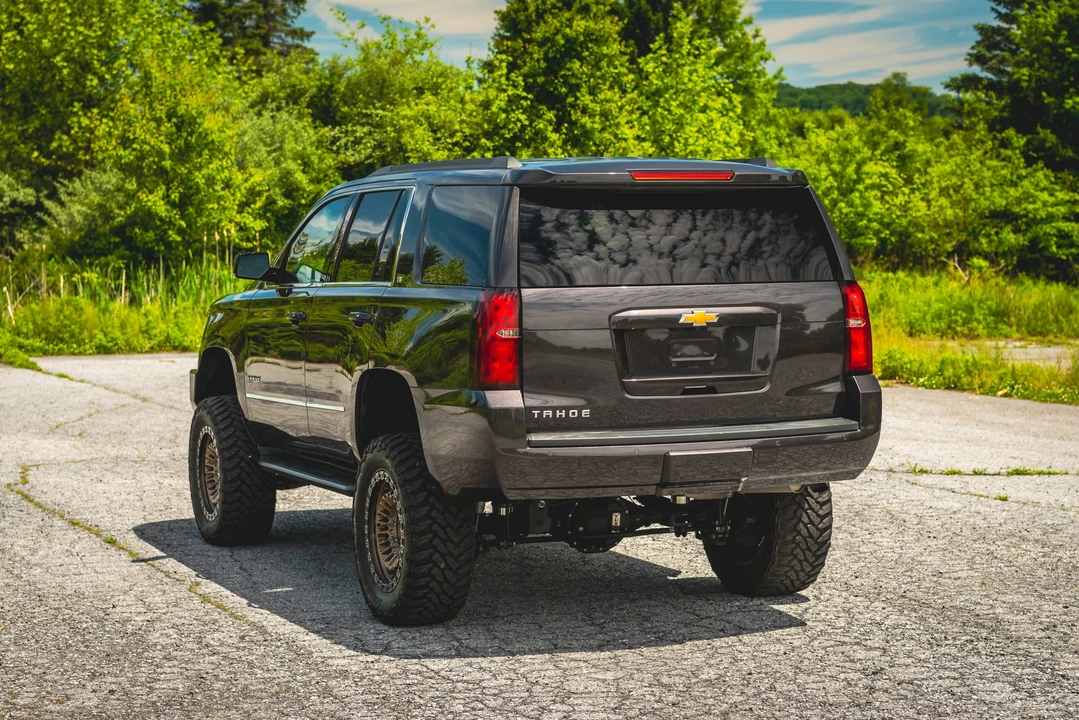 2015 Chevrolet Tahoe 4th Gen - Image 17 of 31