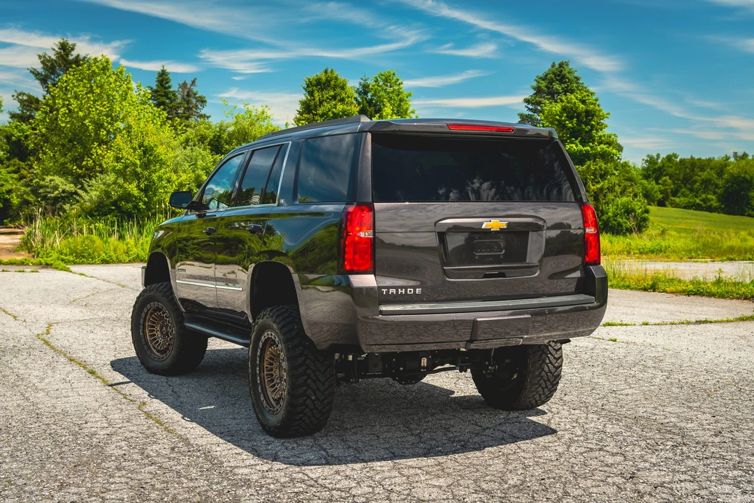 2015 Chevrolet Tahoe 4th Gen - Image 18 of 31